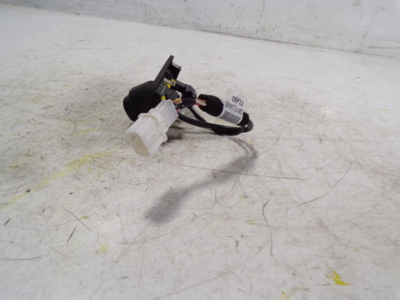 Recambio de maneta porton para hyundai i20 1.0 tgdi cat referencia OEM IAM 95760C8600 95760C8600 