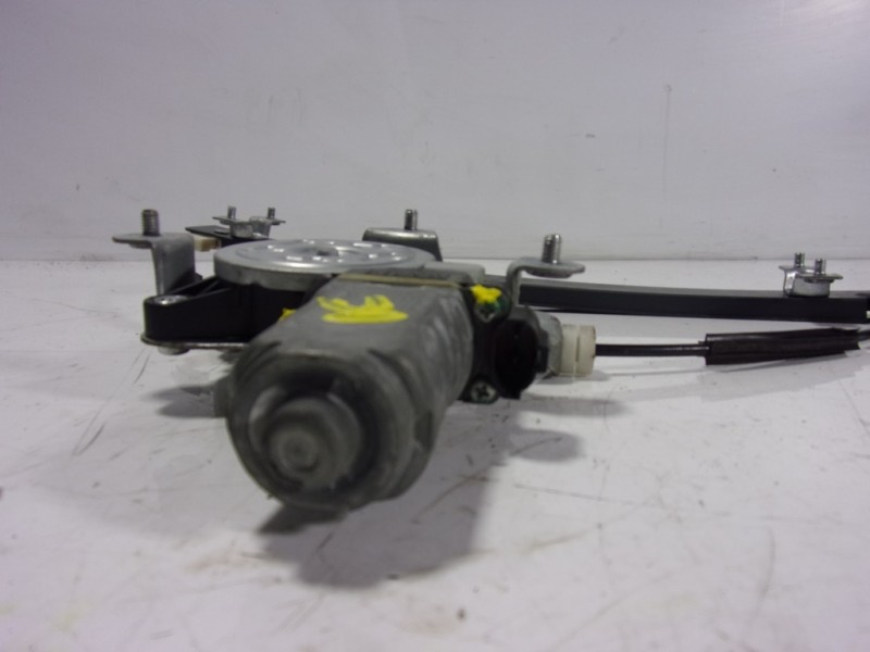 Recambio de elevalunas trasero izquierdo para ssangyong korando premium 4x2 referencia OEM IAM   