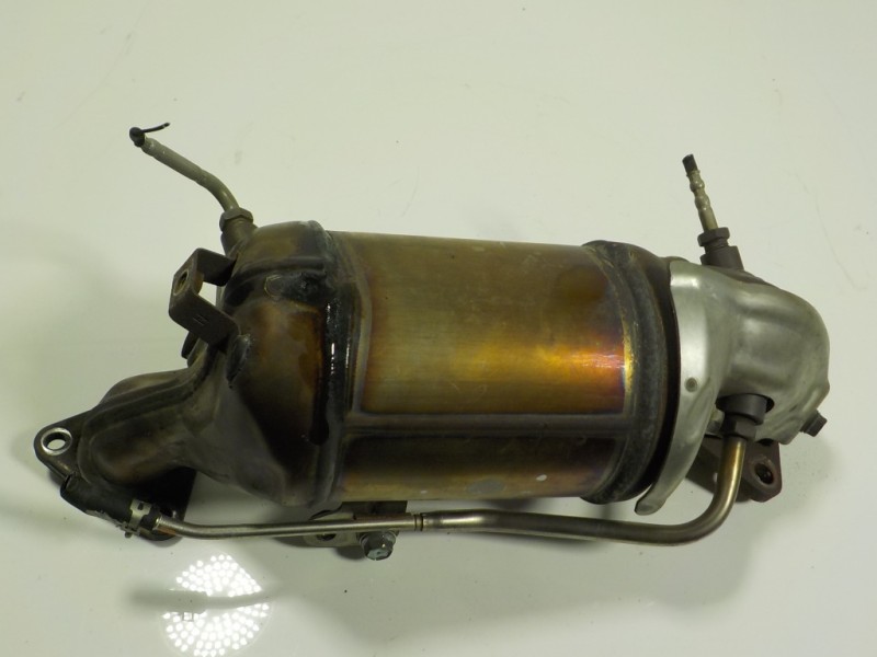 Recambio de filtro de particulas para toyota auris 1.4 turbodiesel cat referencia OEM IAM 2505133110  