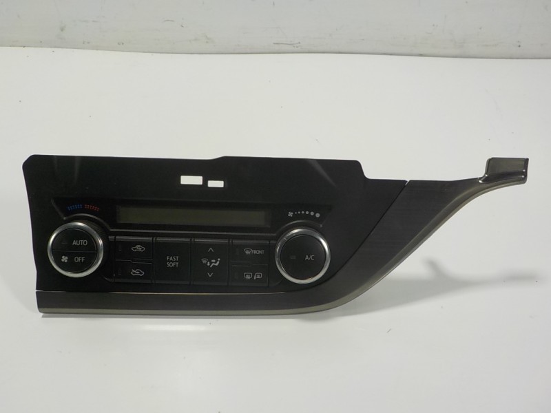 Recambio de mando climatizador para toyota auris 1.4 turbodiesel cat referencia OEM IAM 5590002380B0 75F542 