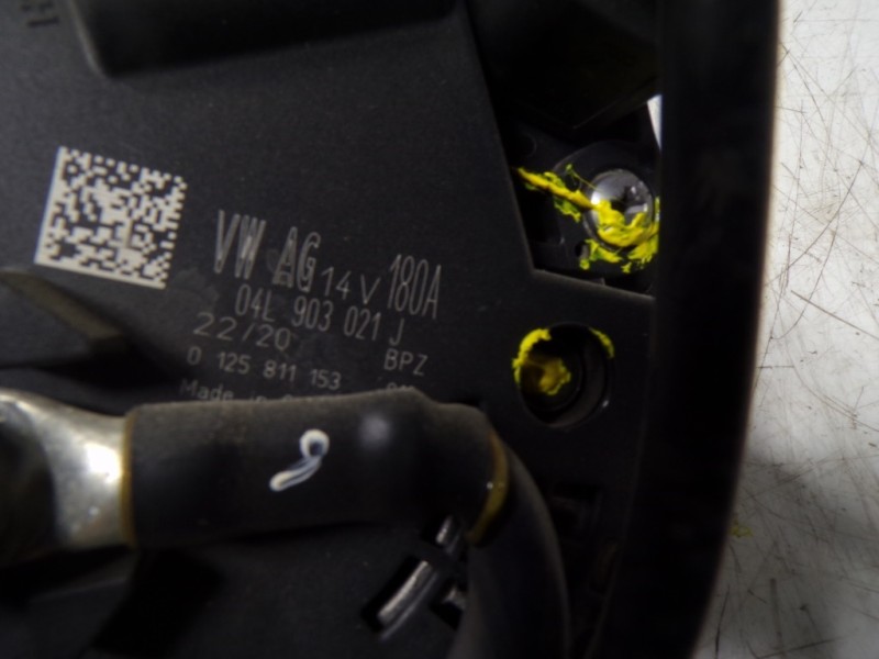 Recambio de alternador para skoda octavia combi (nx5) 2.0 tdi referencia OEM IAM 04L903021D 04L903021J 0125811153