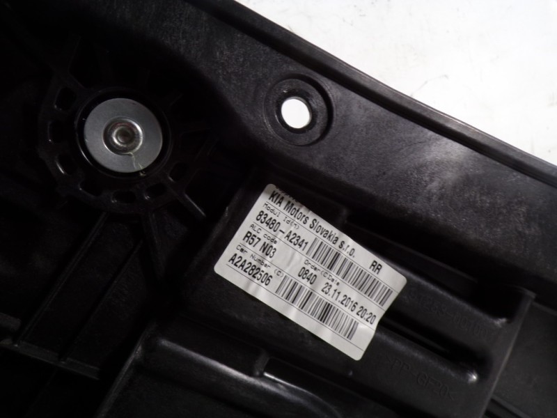 Recambio de elevalunas trasero derecho para kia cee´d 1.4 crdi cat referencia OEM IAM 83481A2010 836480A2341 