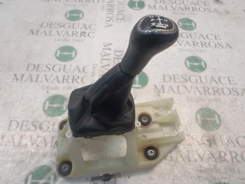 Recambio de palanca cambio para mitsubishi outlander (cu0w) 2.0 4wd referencia OEM IAM MN132221  