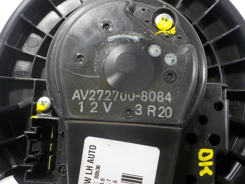 Recambio de motor calefaccion para toyota auris 1.4 turbodiesel cat referencia OEM IAM 8710305060 AV2727008084 