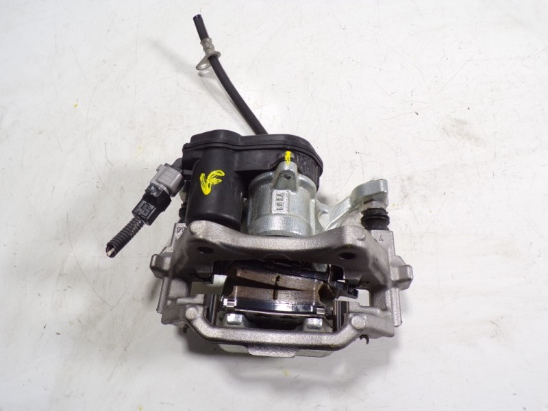 Recambio de pinza freno trasera derecha para toyota corolla (e21) referencia OEM IAM 4783002360  