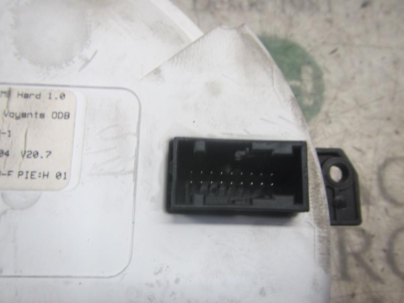 Recambio de cuadro instrumentos para citroën c3 1.4 referencia OEM IAM   