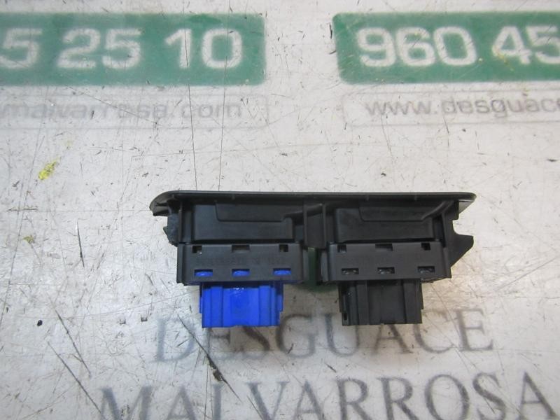 Recambio de mando elevalunas delantero izquierdo para citroën c-elysée exclusive referencia OEM IAM   