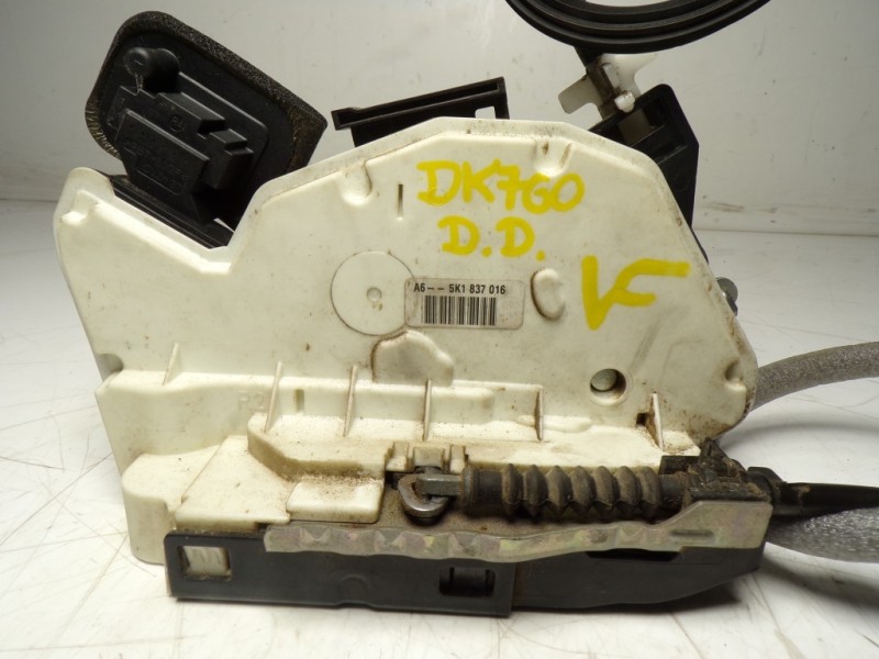 Recambio de cerradura puerta delantera derecha para volkswagen golf vi (5k1) 1.6 tdi referencia OEM IAM 5K1837016B 5K1837016 