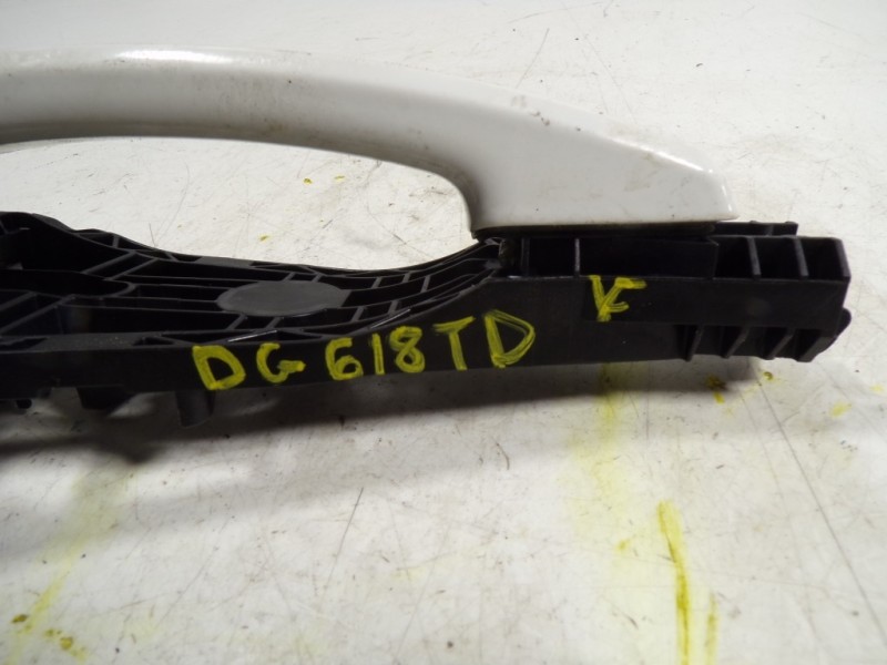 Recambio de maneta exterior trasera derecha para opel mokka x 1.6 cdti dpf referencia OEM IAM   