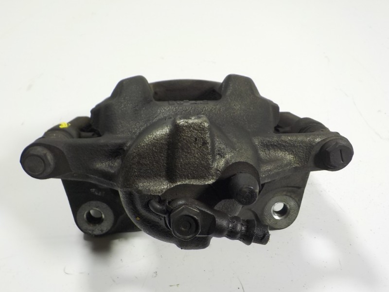 Recambio de pinza freno delantera derecha para toyota auris 1.4 turbodiesel cat referencia OEM IAM 4773002510  