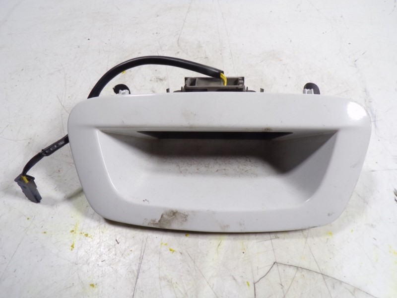 Recambio de maneta porton para opel mokka x 1.6 cdti dpf referencia OEM IAM 42613005  