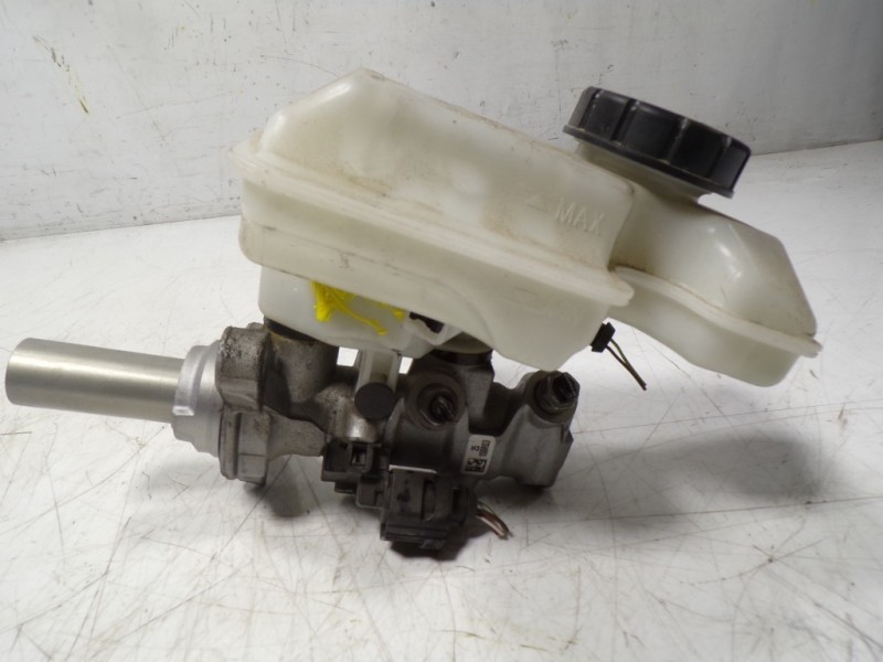 Recambio de bomba freno para skoda octavia combi (nx5) 2.0 tdi referencia OEM IAM 5Q1614019QREP 5Q1611301D 