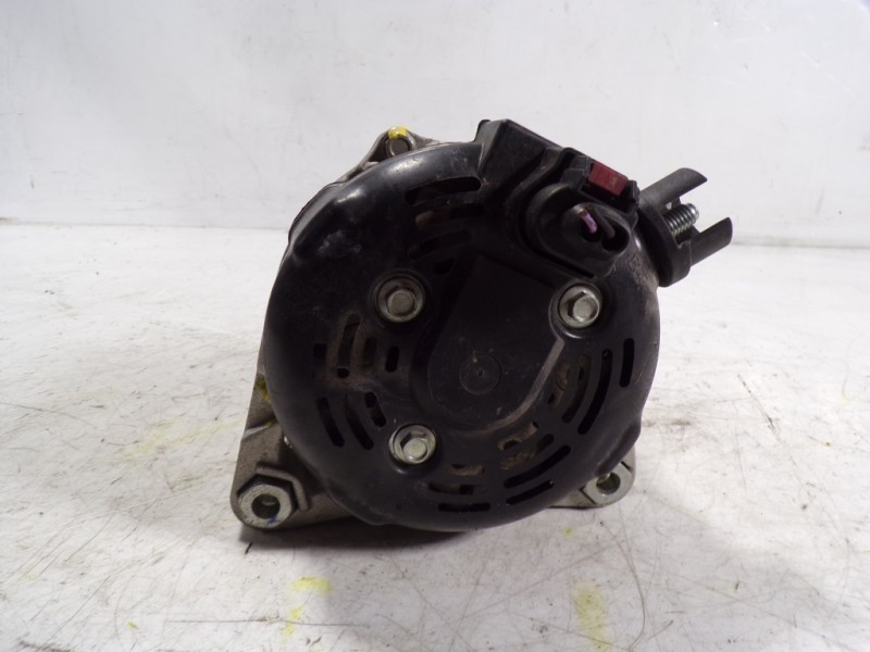 Recambio de alternador para ford fiesta (ce1) 1.1 cat referencia OEM IAM 2077261 H1BT10300EC 