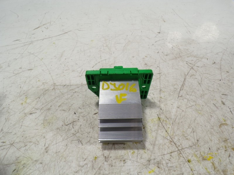 Recambio de resistencia calefaccion para hyundai i20 1.0 tgdi cat referencia OEM IAM 972353SAA0  