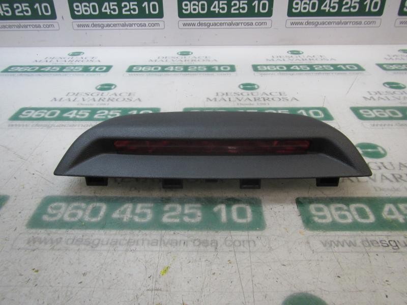 Recambio de piloto trasero central para citroën c-elysée exclusive referencia OEM IAM 9675807280  