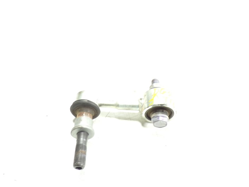 Recambio de tirante trasero izquierdo para toyota corolla (e21) referencia OEM IAM 4883047010  