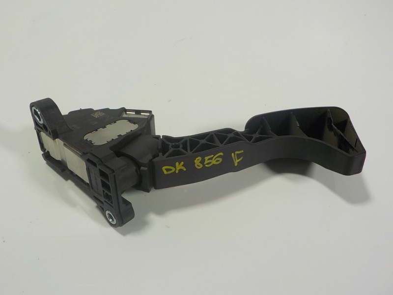 Recambio de potenciometro pedal para toyota auris 1.4 turbodiesel cat referencia OEM IAM 7811002120 7811002120 