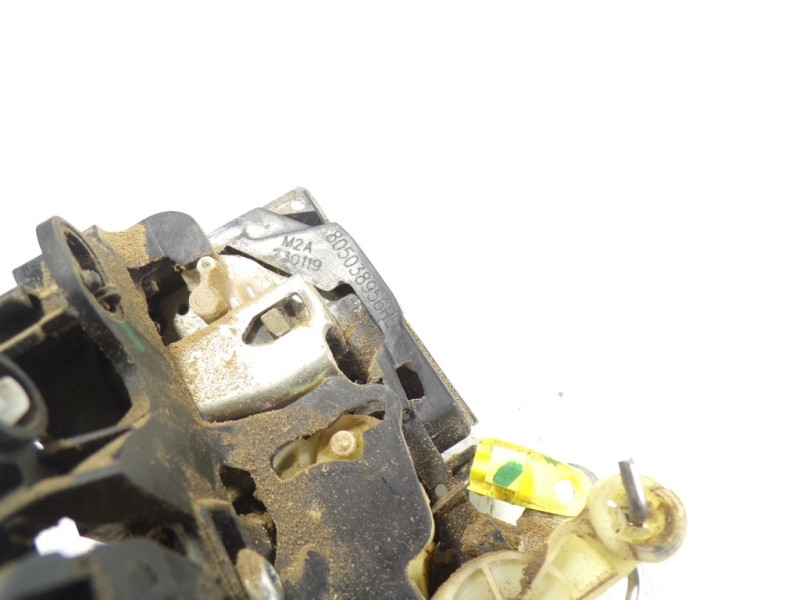 Recambio de cerradura puerta delantera izquierda para dacia sandero 1.0 12v cat referencia OEM IAM 805038956R 805038956R 