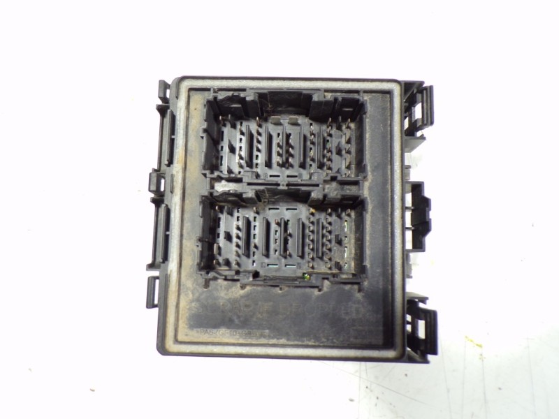 Recambio de caja reles / fusibles para ford fiesta (ce1) 1.1 cat referencia OEM IAM H1BT14D068AF H1BT14D068AF 