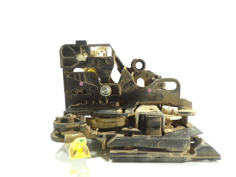 Recambio de cerradura puerta trasera izquierda para dacia sandero 1.0 12v cat referencia OEM IAM 825034213R 825034213R 