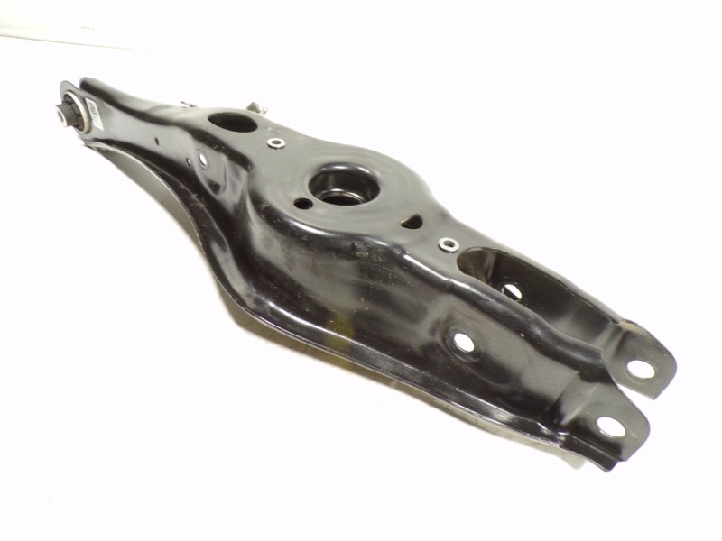 Recambio de brazo suspension inferior trasero izquierdo para cupra leon sportstourer (kl8) vz 2.0 tsi 4drive referencia OEM IAM 