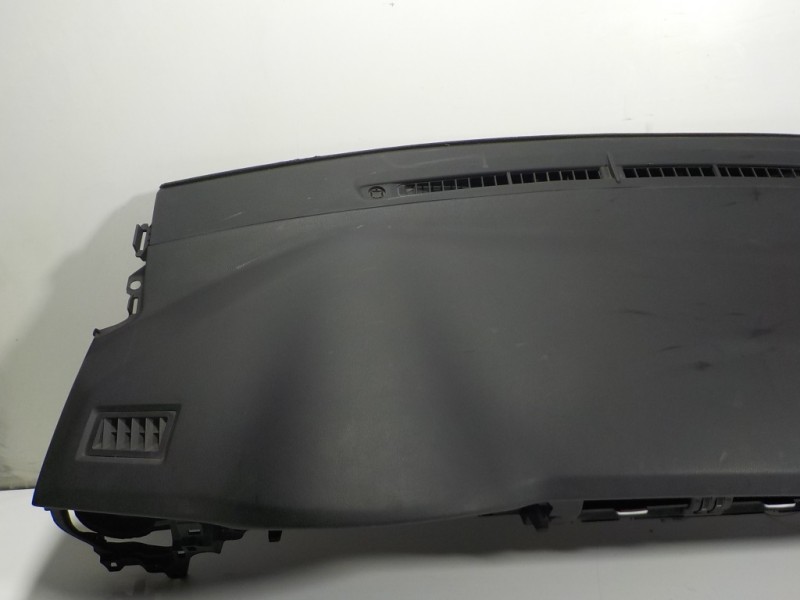 Recambio de salpicadero para toyota auris 1.4 turbodiesel cat referencia OEM IAM 5540102900C0  7396002130