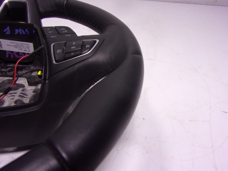 Recambio de volante para ford ecosport (cr6) 1.0 ecoboost cat referencia OEM IAM 2578795 34223195C 