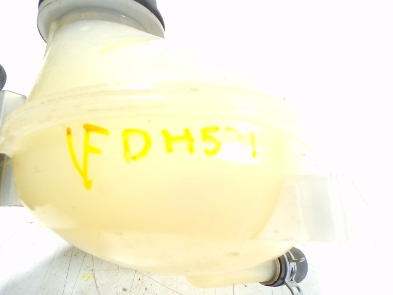 Recambio de deposito expansion para ford fiesta (ce1) 1.1 cat referencia OEM IAM 2066919  