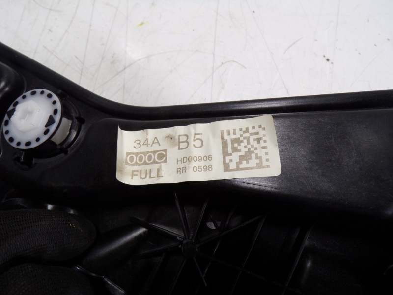 Recambio de elevalunas trasero derecho para ford fiesta (ce1) 1.1 cat referencia OEM IAM 2494802 H1BBA27000CC 