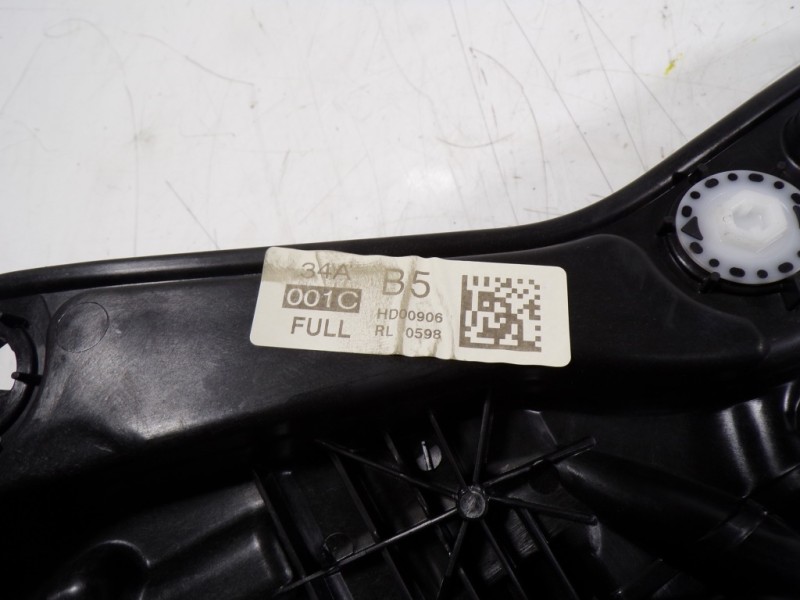 Recambio de elevalunas trasero izquierdo para ford fiesta (ce1) 1.1 cat referencia OEM IAM 2494804 H1BBA27001CC 