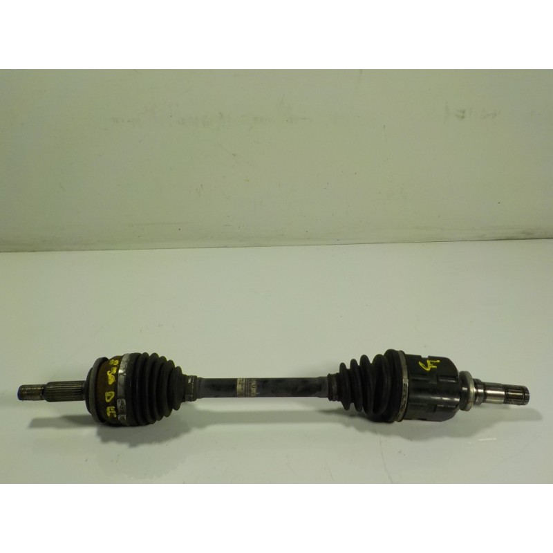 Recambio de transmision izquierda para toyota auris 1.4 turbodiesel cat referencia OEM IAM 4342002B50  