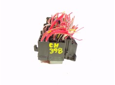 Recambio de caja reles / fusibles para renault megane iii berlina 5 p 1.5 dci diesel fap referencia OEM IAM    2