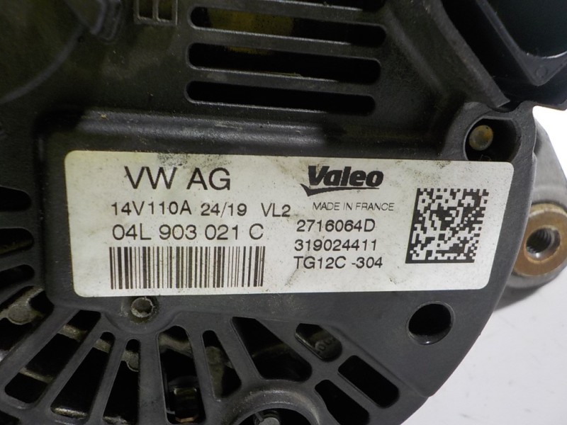 Recambio de alternador para seat arona 1.6 tdi referencia OEM IAM 04L903021C 04L903021C TG12C304