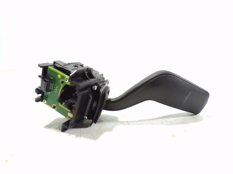 Recambio de mando intermitentes para ford fiesta (ce1) 1.1 cat referencia OEM IAM 2092998 H1BT13335BB 