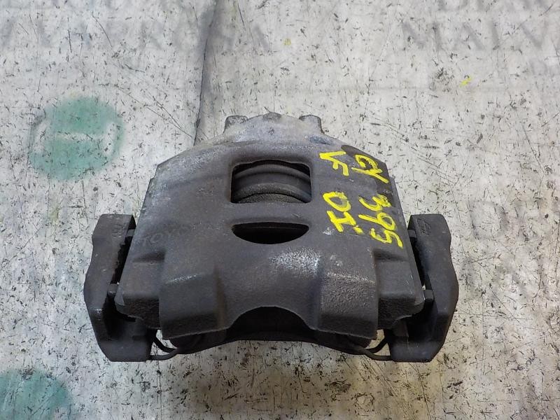 Recambio de pinza freno delantera izquierda para toyota yaris 1.4 turbodiesel cat referencia OEM IAM 477500D070  