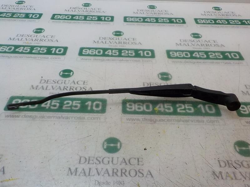 Recambio de brazo limpia delantero izquierdo para hyundai i20 city s referencia OEM IAM 983101J000  