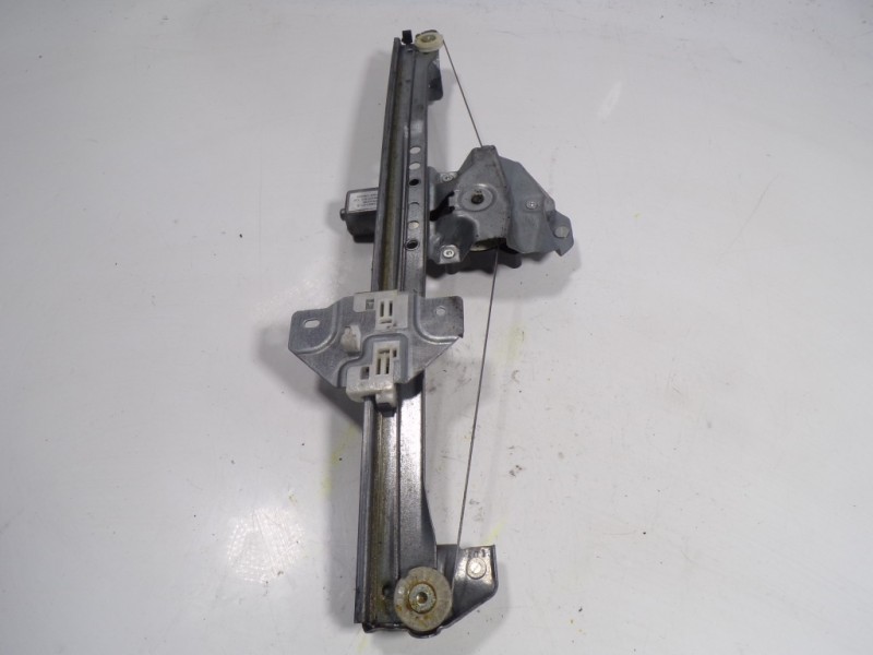 Recambio de elevalunas delantero derecho para dacia dokker 1.5 dci diesel fap cat referencia OEM IAM 807209071R 128001471B 