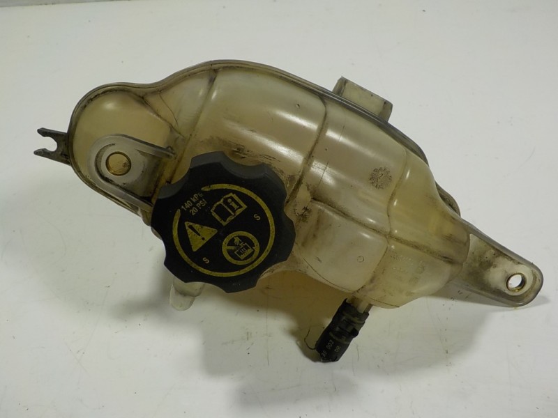 Recambio de deposito expansion para opel corsa e 1.4 referencia OEM IAM 39007213 39007213 