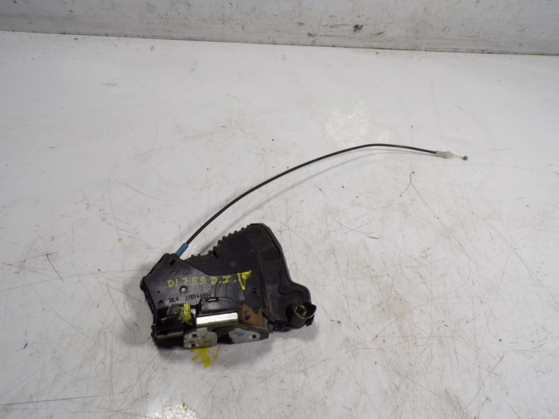 Recambio de cerradura puerta delantera izquierda para toyota verso 1.6 d-4d cat referencia OEM IAM 6904002210  