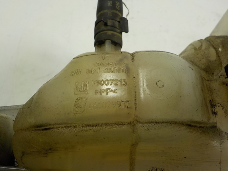 Recambio de deposito expansion para opel corsa e 1.4 referencia OEM IAM 39007213 39007213 