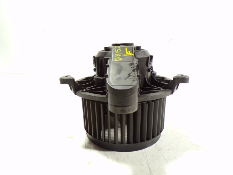Recambio de motor calefaccion para ford fiesta (ce1) 1.1 cat referencia OEM IAM 2067889 H1BH19846AA 
