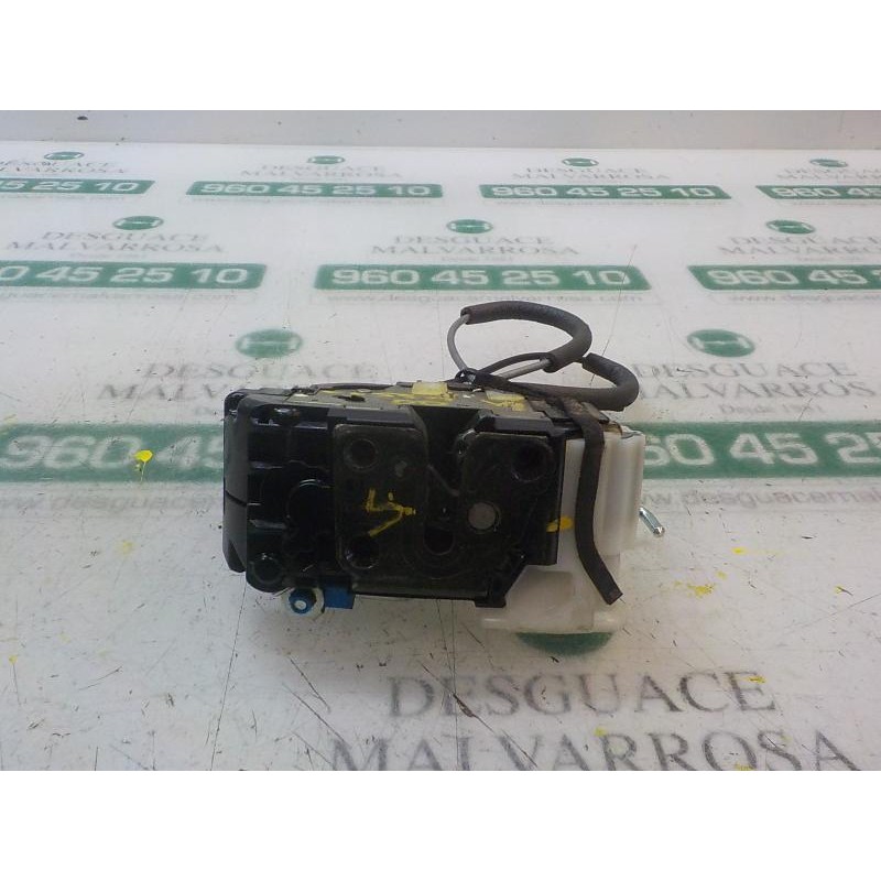 Recambio de cerradura puerta delantera derecha para hyundai i20 city s referencia OEM IAM 813201J030 813201J030 