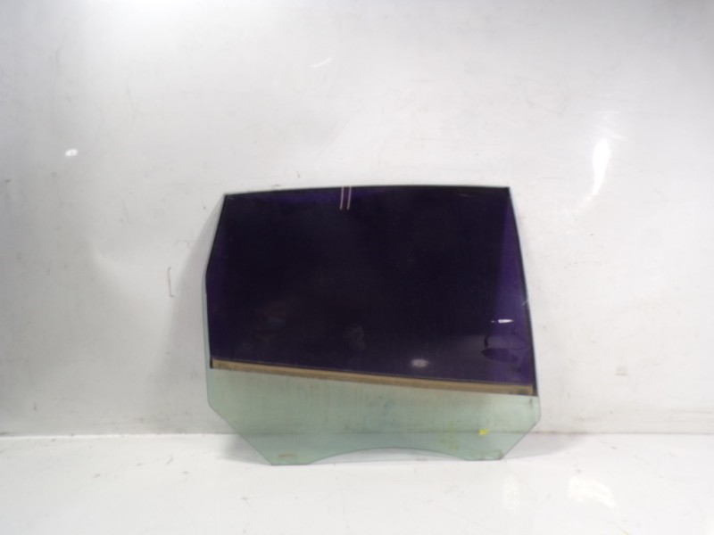 Recambio de cristal puerta trasero derecho para ford kuga (cbv) titanium referencia OEM IAM 1497989  