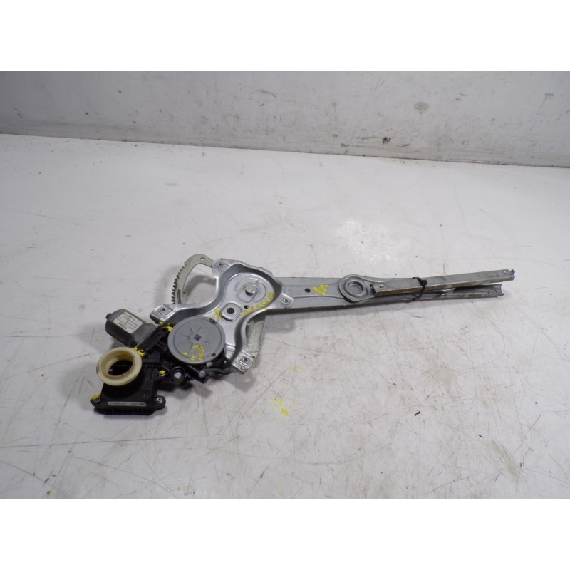 Recambio de elevalunas delantero derecho para toyota verso 1.6 d-4d cat referencia OEM IAM 698100F021 857100F0 C3942710