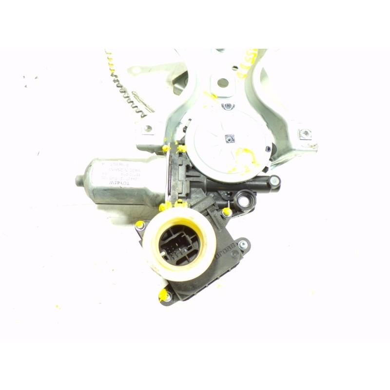 Recambio de elevalunas delantero derecho para toyota verso 1.6 d-4d cat referencia OEM IAM 698100F021 857100F0 C3942710