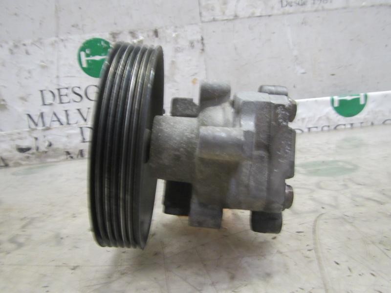 Recambio de bomba direccion para ford fiesta (cbk) 1.4 tdci cat referencia OEM IAM   