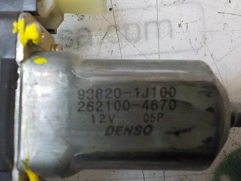 Recambio de elevalunas delantero derecho para hyundai i20 city s referencia OEM IAM 824041J010 938201J100 