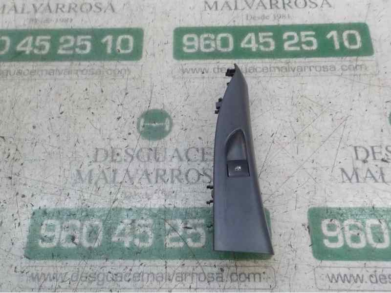Recambio de mando elevalunas trasero izquierdo para opel zafira tourer 2.0 cdti cat referencia OEM IAM 13301888 13301888 