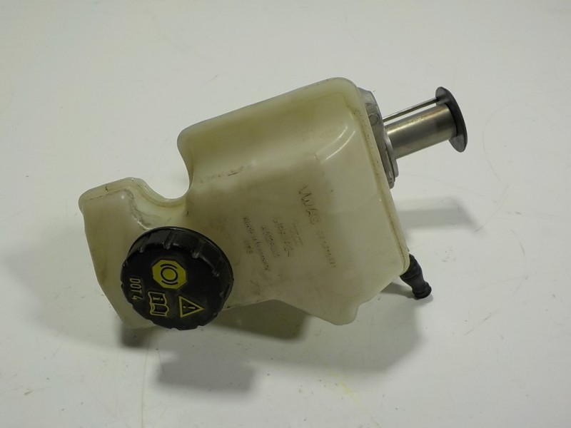 Recambio de bomba freno para seat arona 1.6 tdi referencia OEM IAM 2Q1611301A 2Q1611301 A0029442