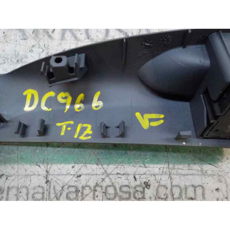 Recambio de mando elevalunas trasero izquierdo para opel zafira tourer 2.0 cdti cat referencia OEM IAM 13301888 13301888 